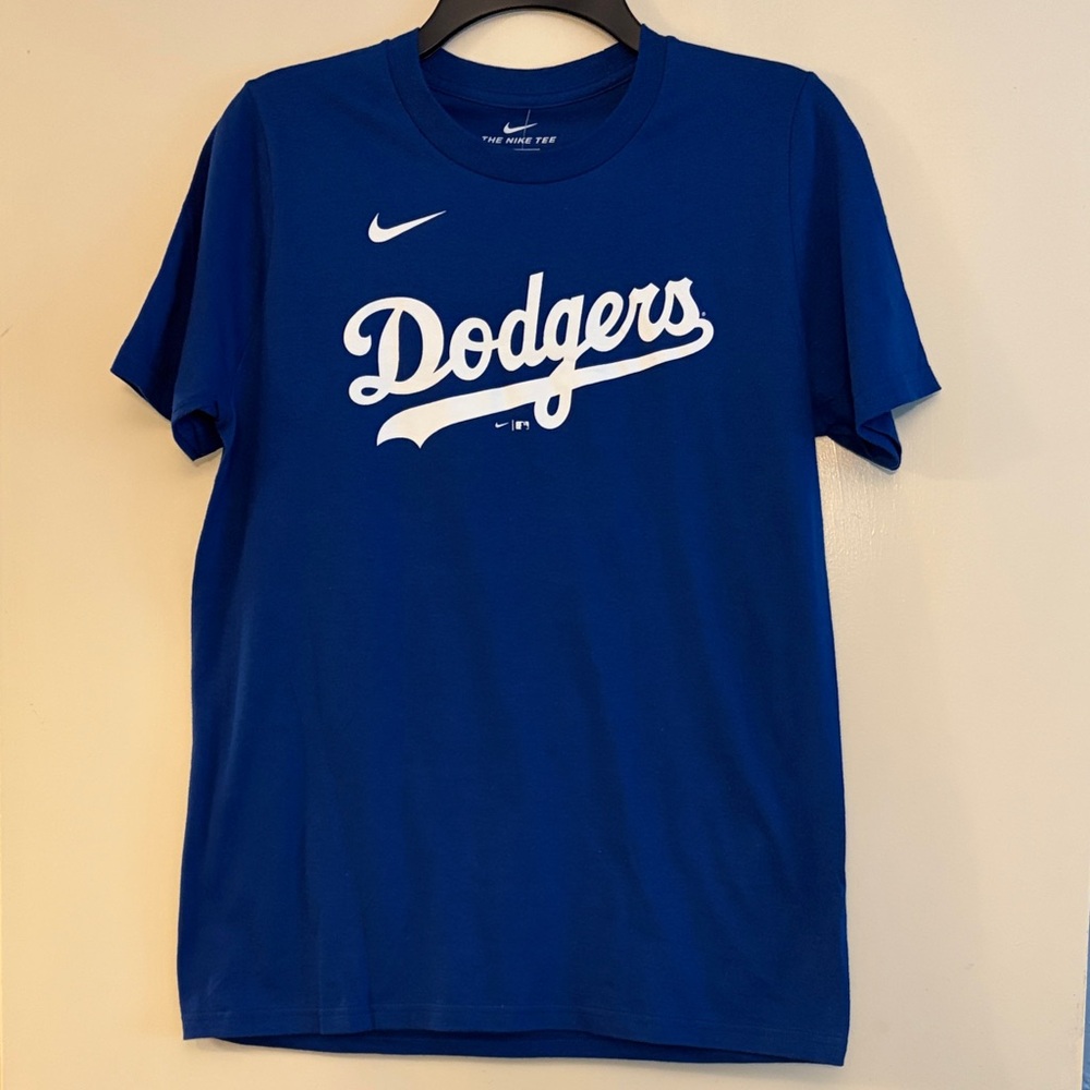 NWT Nike Dodgers #35 Bellinger Royal Blue Kids Baseball Fan Tee, size L‎
